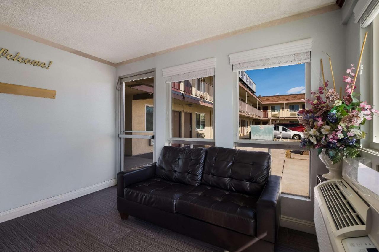 Rodeway Inn San Bernardino & Redlands מראה חיצוני תמונה
