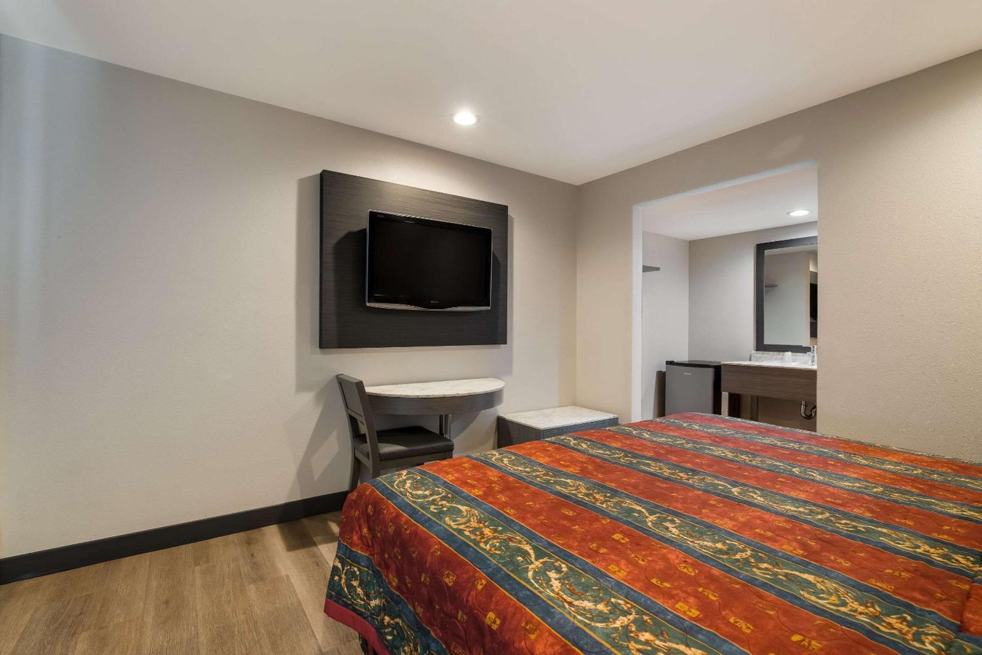Rodeway Inn San Bernardino & Redlands מראה חיצוני תמונה